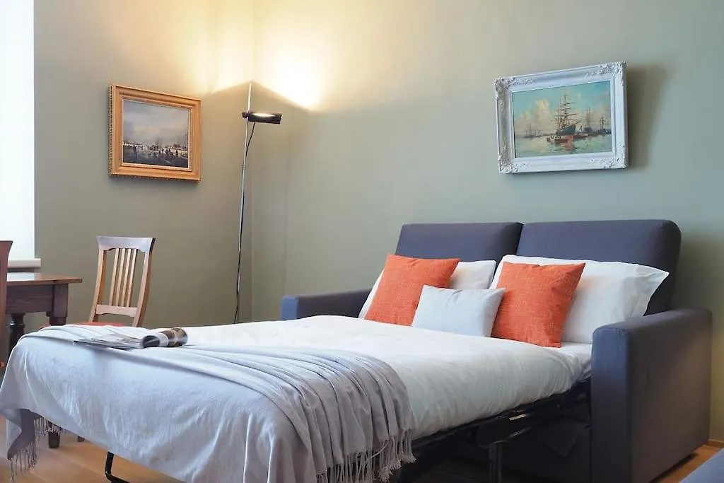 Cozy One Bedroom Apartment - Castello Sforzesco Milano 0*,  İtalya