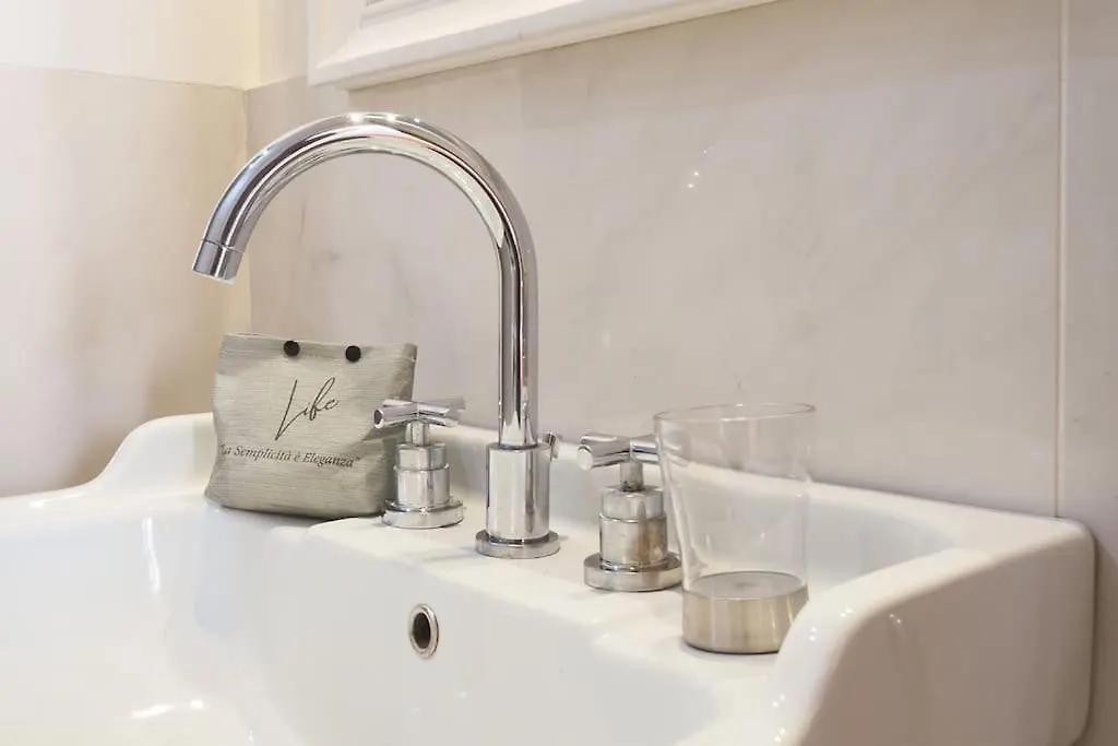 Cozy One Bedroom Apartment - Castello Sforzesco Milán